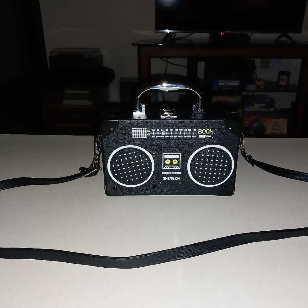 Crossbody purse